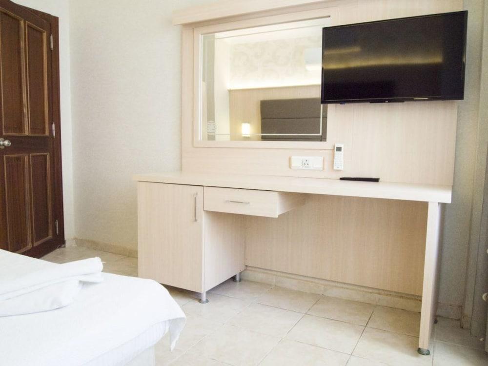 Oz-Can Hotel Turunç Luaran gambar